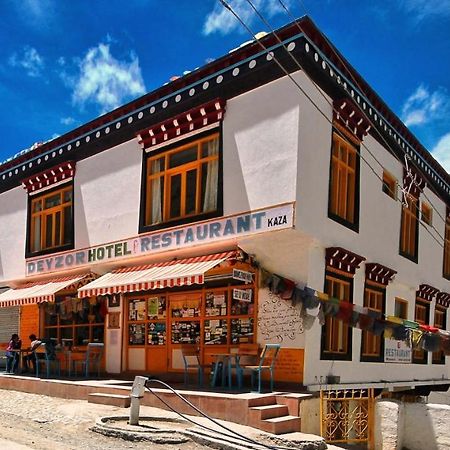 Hotel Deyzor Каза Екстериор снимка