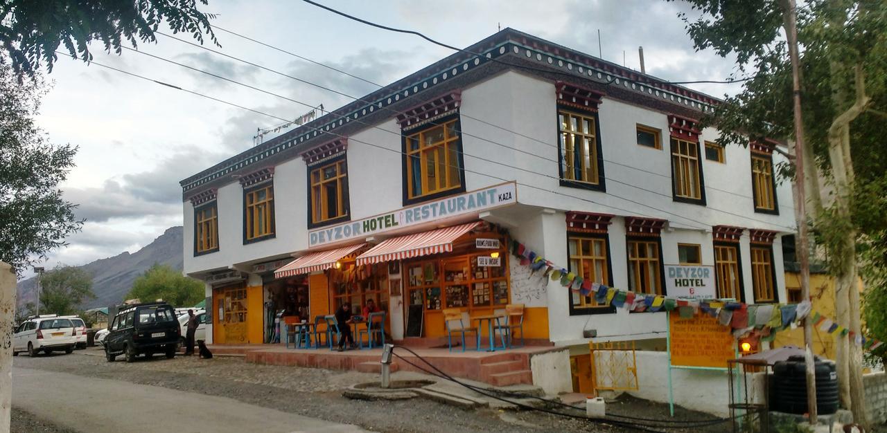 Hotel Deyzor Каза Екстериор снимка