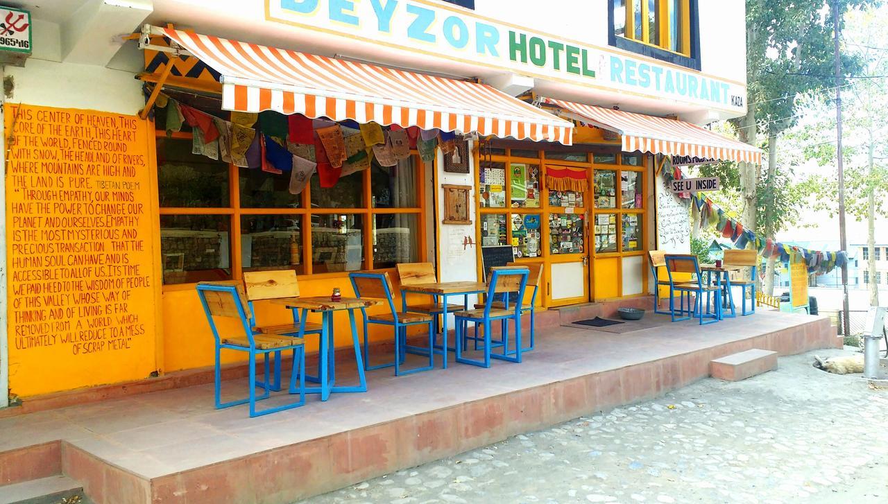 Hotel Deyzor Каза Екстериор снимка