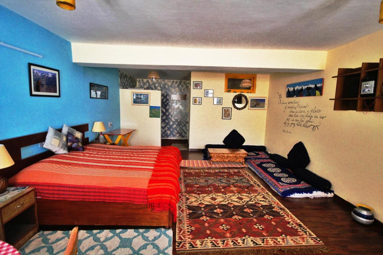 Hotel Deyzor Каза Екстериор снимка