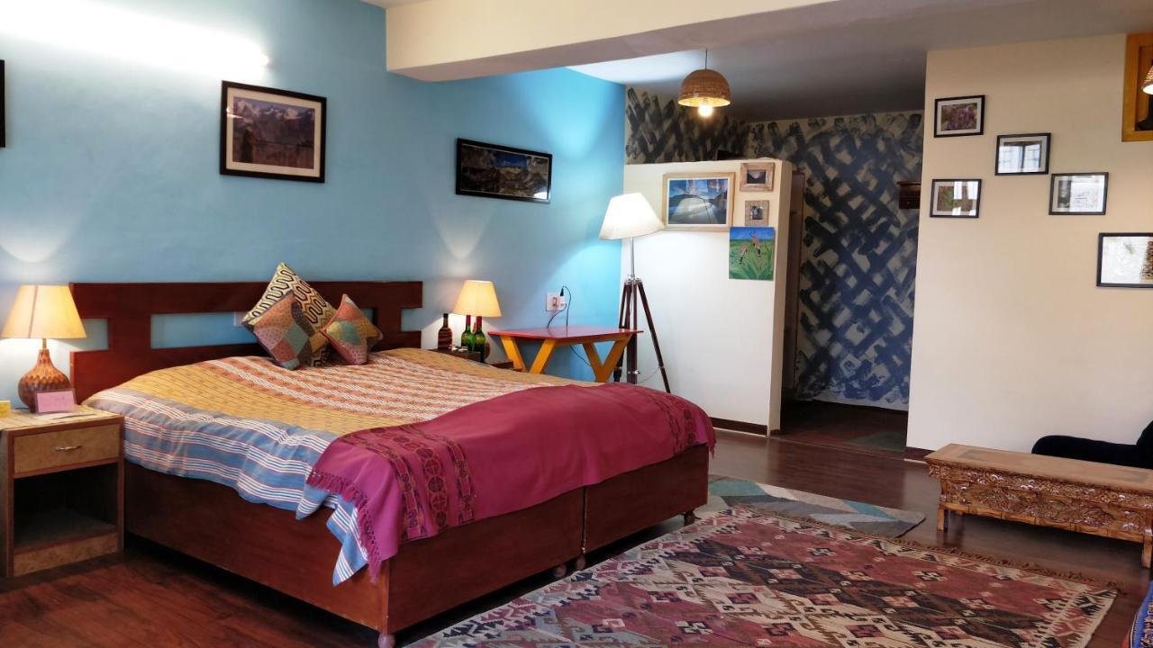 Hotel Deyzor Каза Екстериор снимка